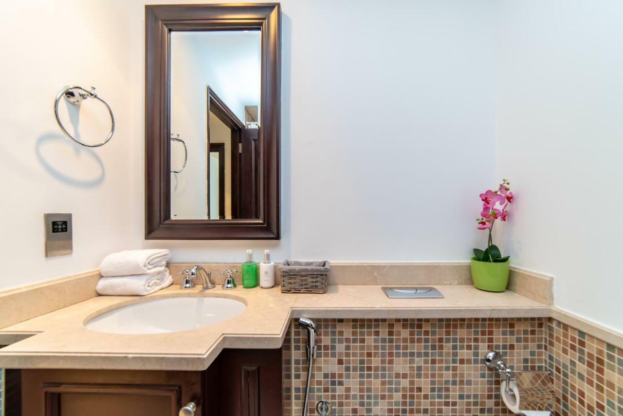 Bnbmehomes Elegant Escape Downtown Opp To Burj - 504 Дубай Екстер'єр фото
